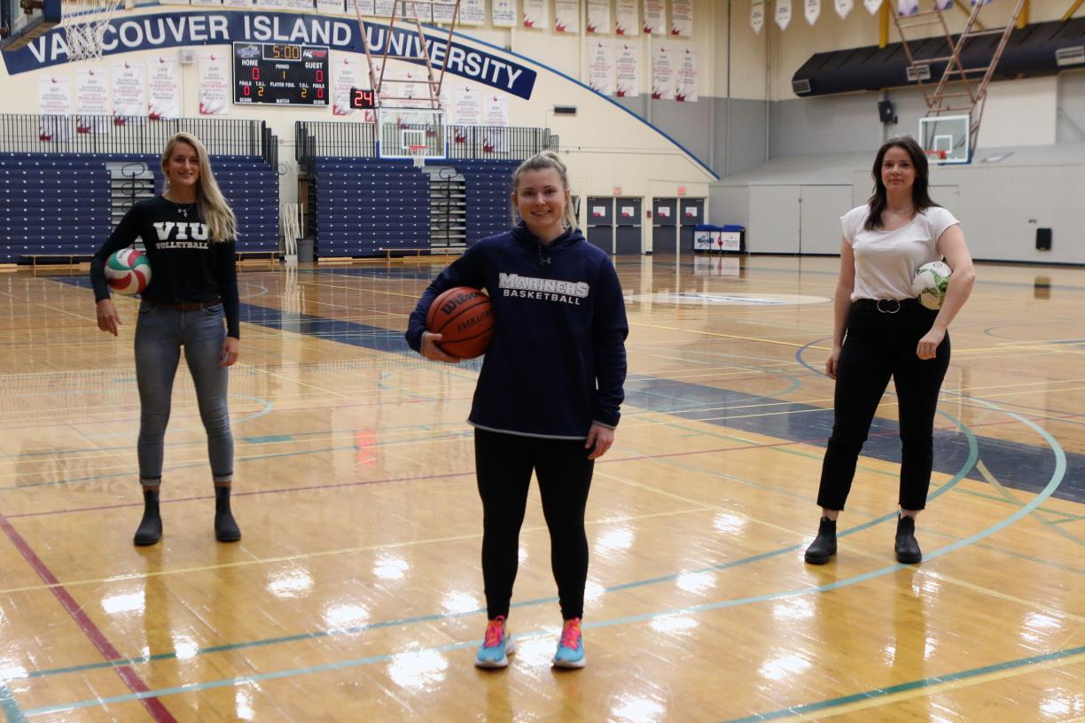 Three VIU Mariner Alumni Take on New Role as Apprentice Coaches